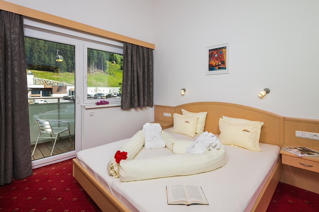 Apart-Hotel Bergkoenig Fiss Zewnętrze zdjęcie
